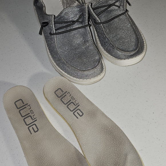 Hey Dude Wendy Stretch Sparkling Gray Size US6/ Euro 37 Comfy, Fun, Trendy VGUC - Picture 5 of 16